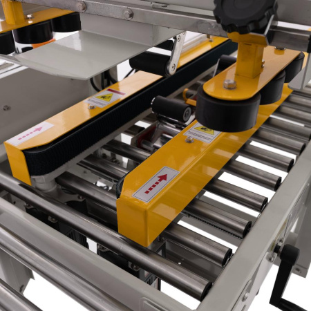 Полуавтоматический заклейщик коробов FXJ-4040A Foodatlas